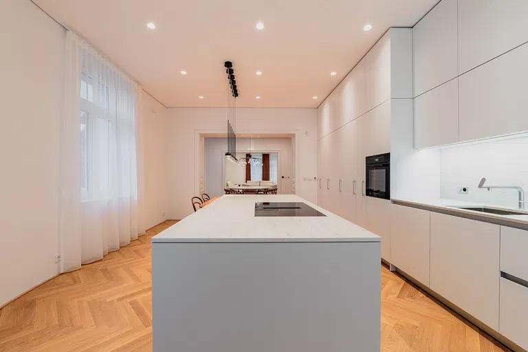 Fraňa Kráľa, Staré Mesto - Bratislava | Pronájem, Byt, 5+kk, 263 m²