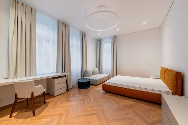 Fraňa Kráľa, Staré Mesto - Bratislava | Pronájem, Byt, 5+kk, 263 m²