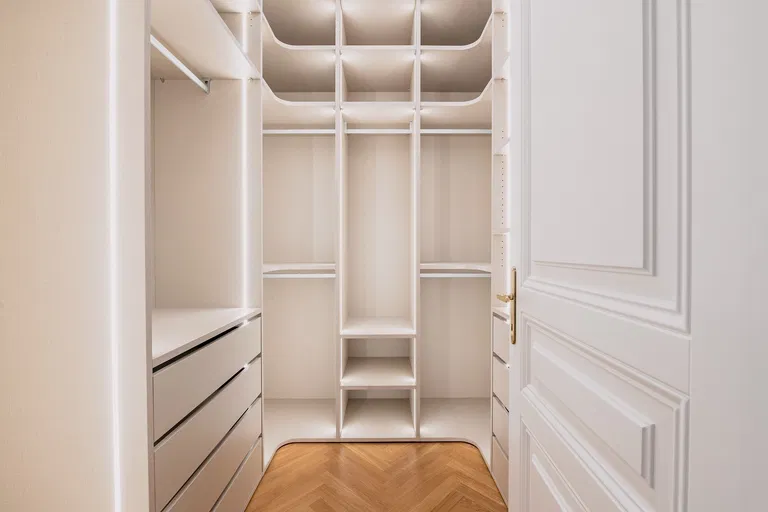 Fraňa Kráľa, Staré Mesto - Bratislava I | Prenájom, Byt, 5-izbový, 282 m²