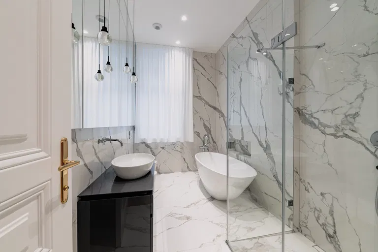 Fraňa Kráľa, Staré Mesto - Bratislava I | Prenájom, Byt, 5-izbový, 282 m²
