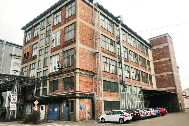 Mládežnická, Břeclav - Břeclav | Pronájem, Výrobní prostor, 973 m²