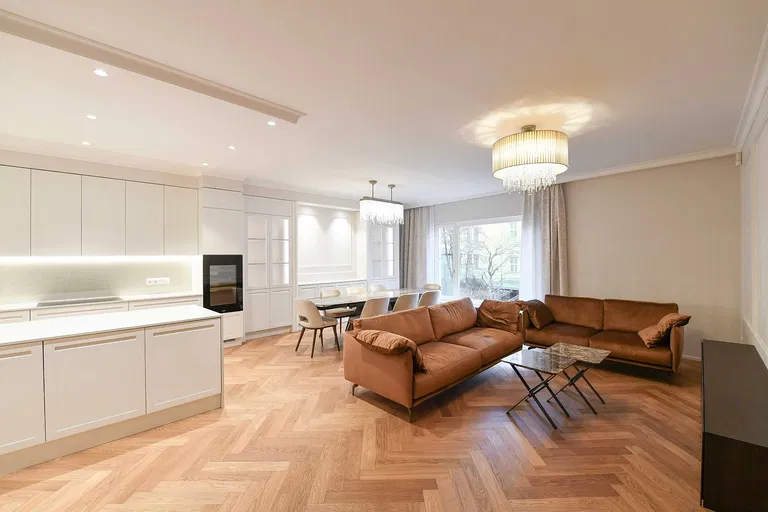 Senovážné náměstí, Nové Město - Praha 1 | Predaj, Byt, 4-izbový, 131 m²