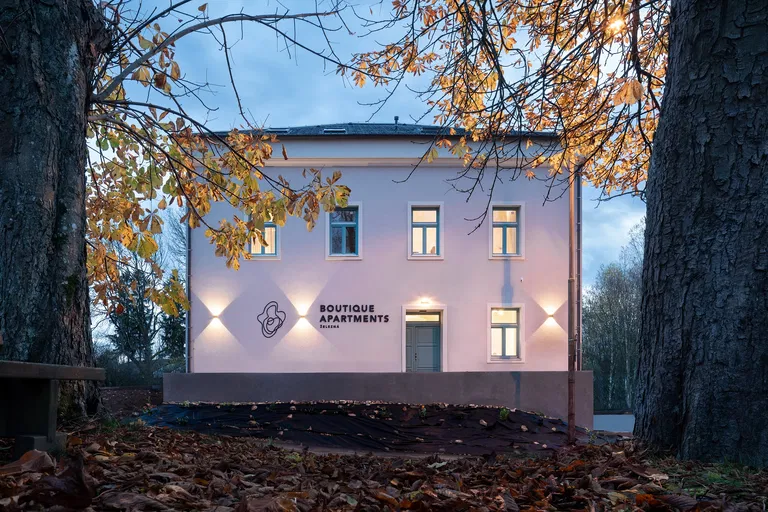 Český les, Bělá nad Radbuzou - Domažlice | Predaj, Bytový dom, 8-izbový, 489 m²