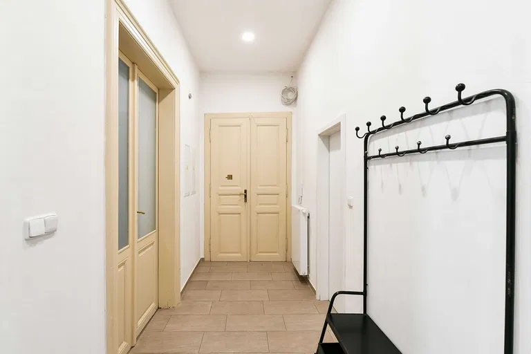 Křižíkova, Karlín - Prague 8 | Sale, Apartment, Three-bedroom (4+kk), 148 m²