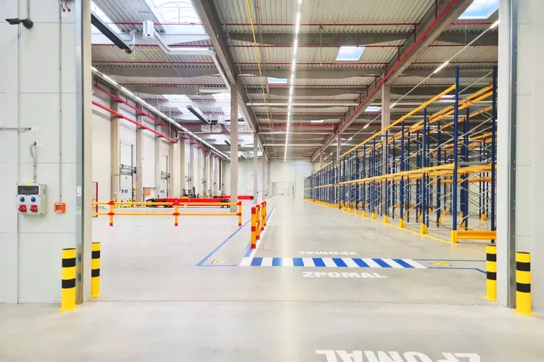 Okrouhlá - Cheb | Pronájem, Průmyslový areál, 18200 m²