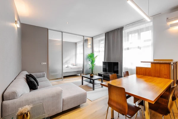 Laurinská, Staré Mesto - Bratislava I | Sale, Apartment, One-bedroom (2+kk), 50 m²