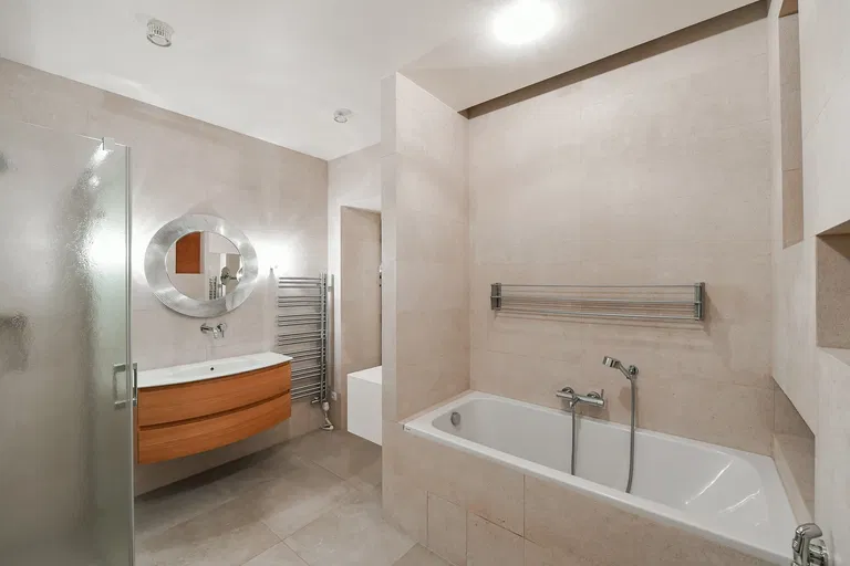 Šmeralova, Bubeneč - Praha 7 | Predaj, Byt, 3-izbový, 111 m²