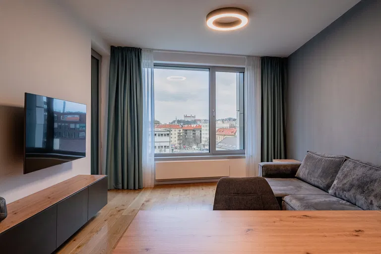 Továrenská, Staré Mesto - Bratislava I | Prenájom, Byt, 2-izbový, 55 m²