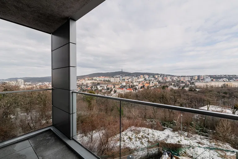 Hriňovská, Staré Mesto - Bratislava I | Prenájom, Byt, 5-izbový, 219 m²