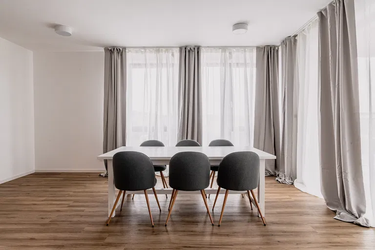Hriňovská, Staré Mesto - Bratislava I | Prenájom, Byt, 5-izbový, 219 m²