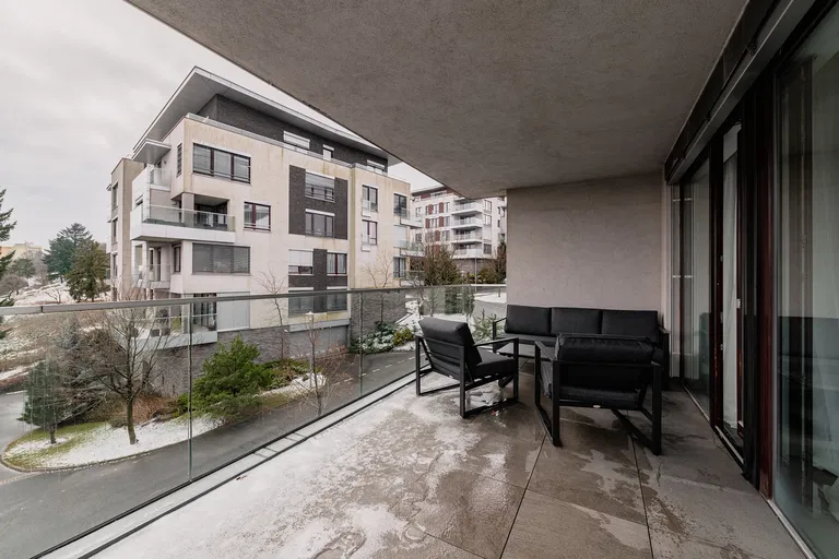 Hriňovská, Staré Mesto - Bratislava I | Prenájom, Byt, 5-izbový, 219 m²