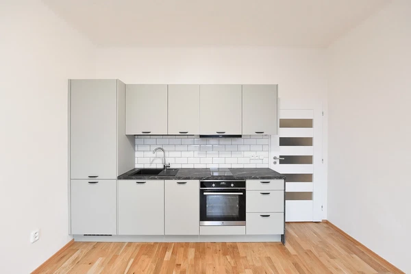 Ruská, Vršovice - Prague 10 | Rent, Apartment, One-bedroom (2+kk), 48 m²