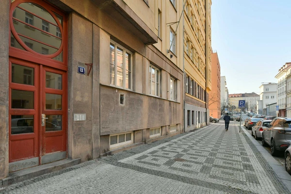 Křišťanova, Žižkov - Prague 3 | Sale, Apartment, One-bedroom (2+1), 72 m²