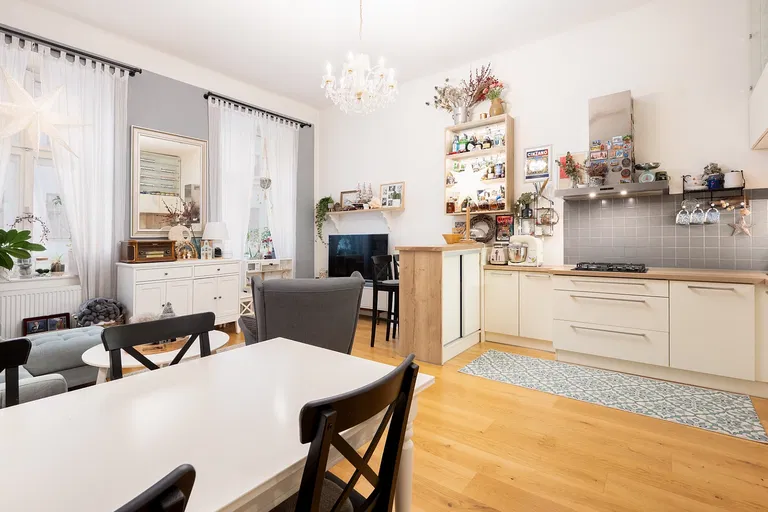 Drobného, Brno-Černá pole - Brno-město | Sale, Apartment, Three-bedroom (4+kk), 123 m²
