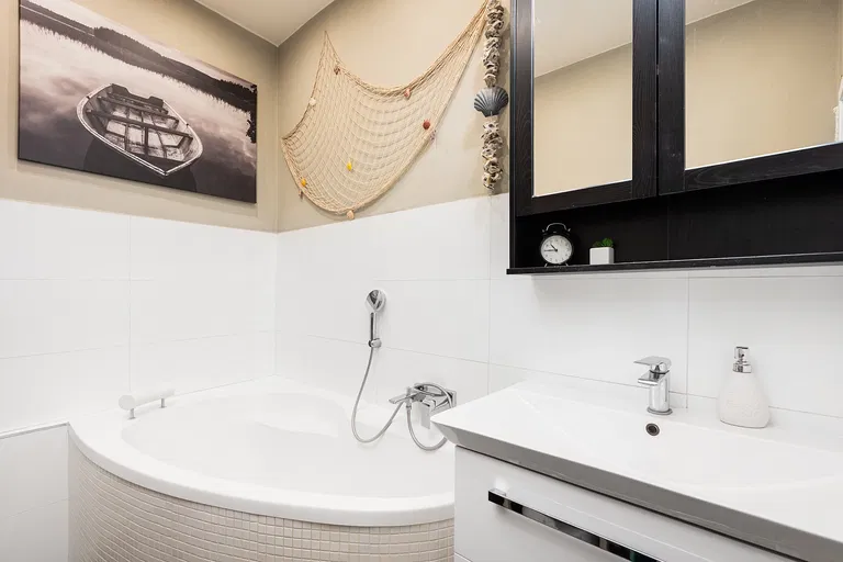 Drobného, Brno-Černá pole - Brno-město | Sale, Apartment, Three-bedroom (4+kk), 123 m²