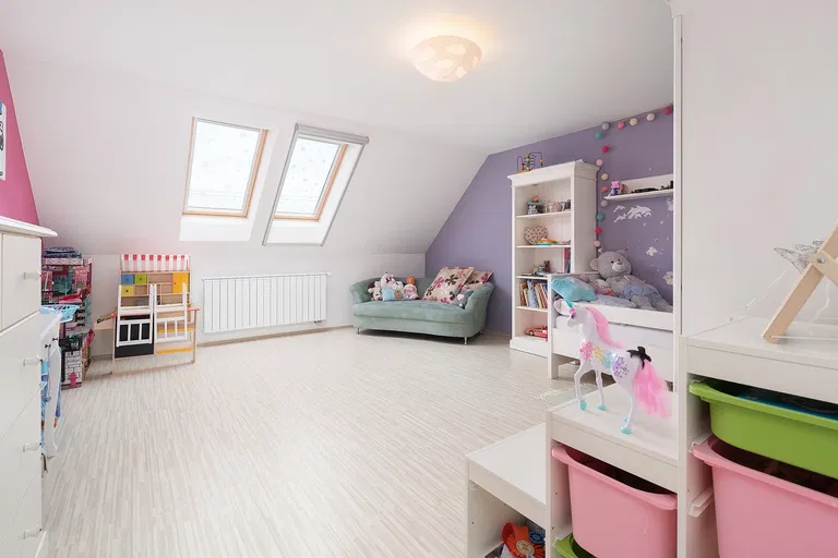 Loučná, Brno-Soběšice - Brno-město | Sale, House, Three-bedroom (4+kk), 225 m²