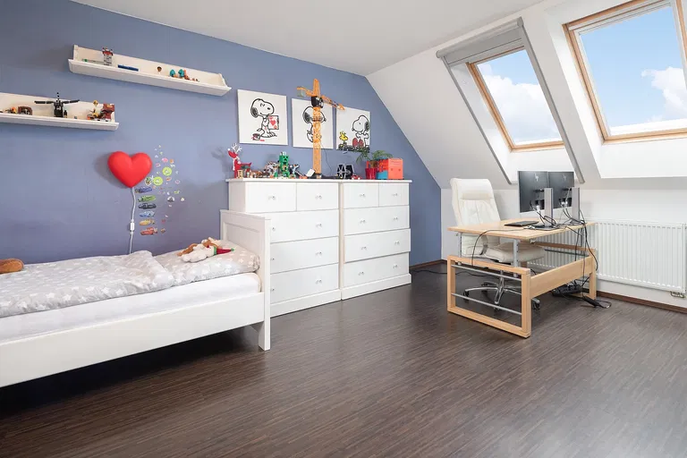 Loučná, Brno-Soběšice - Brno-město | Sale, House, Three-bedroom (4+kk), 225 m²