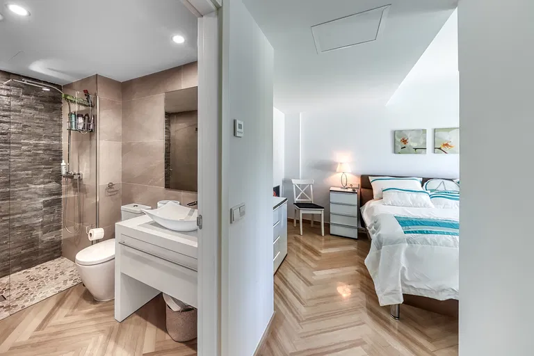 Španielsko, Mallorca - Santa Ponsa | Predaj, Byt, 3-izbový, 245 m²