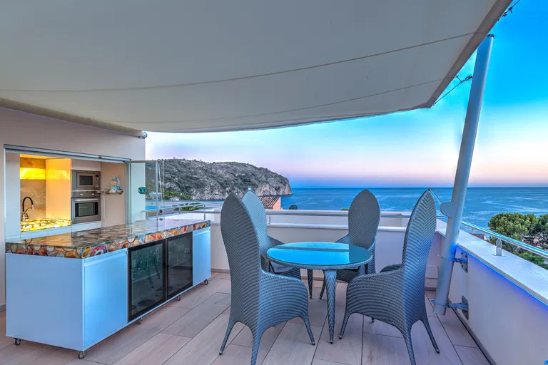 Spain, Mallorca - Camp de Mar | Sale, Apartment, Four-bedroom (5+1), 312 m²