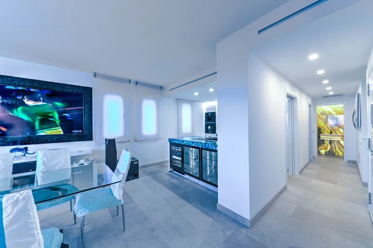 Spain, Mallorca - Camp de Mar | Sale, Apartment, Four-bedroom (5+1), 312 m²