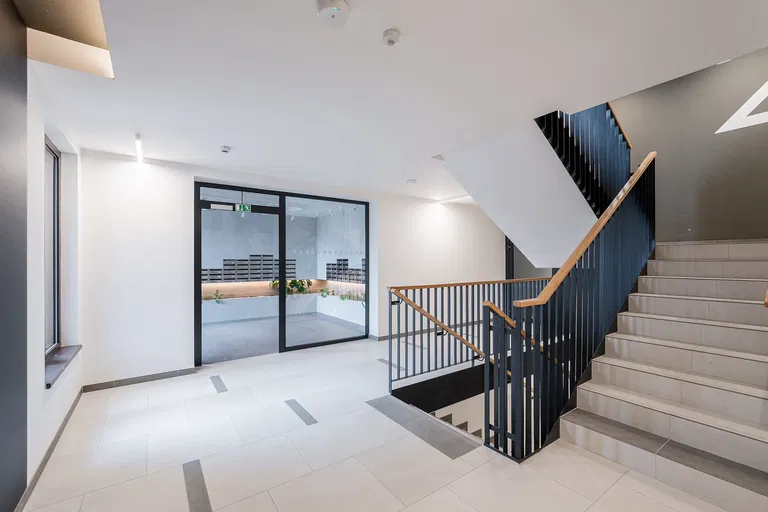 V Třešňovce, Hrdlořezy - Praha 9 | Pronájem, Byt, 1+kk, 38 m²