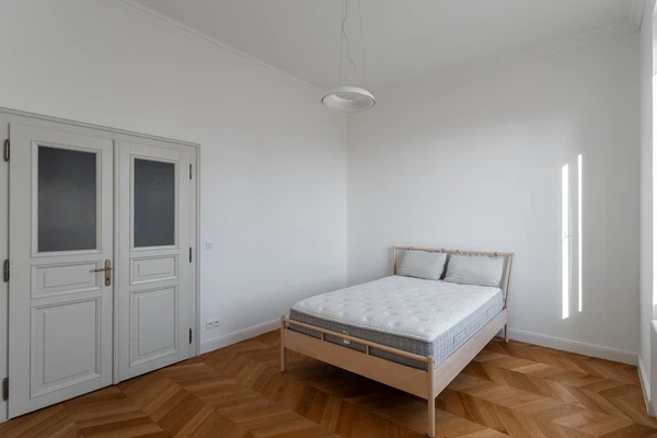 Na Moráni, Nové Město - Prague 2 | Rent, Apartment, Three-bedroom (4+1), 157 m²