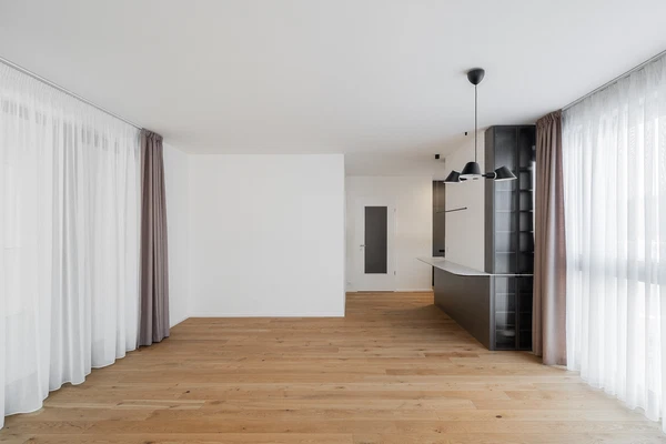 Ramonova, Strašnice - Prague 10 | Rent, Apartment, One-bedroom (2+kk), 73 m²