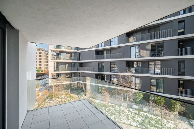 Ramonova, Strašnice - Prague 10 | Rent, Apartment, One-bedroom (2+kk), 82 m²