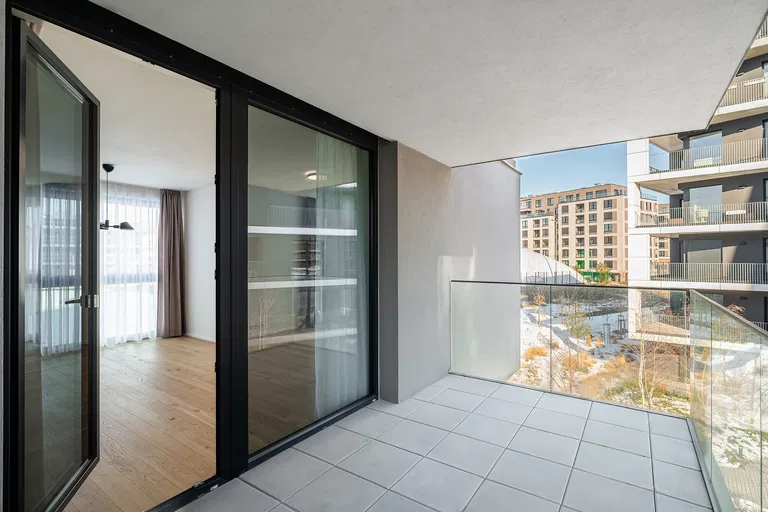 Ramonova, Strašnice - Prague 10 | Rent, Apartment, One-bedroom (2+kk), 82 m²