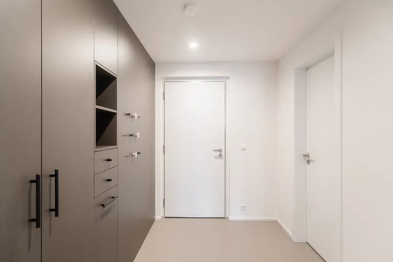 Ramonova, Strašnice - Prague 10 | Rent, Apartment, One-bedroom (2+kk), 82 m²